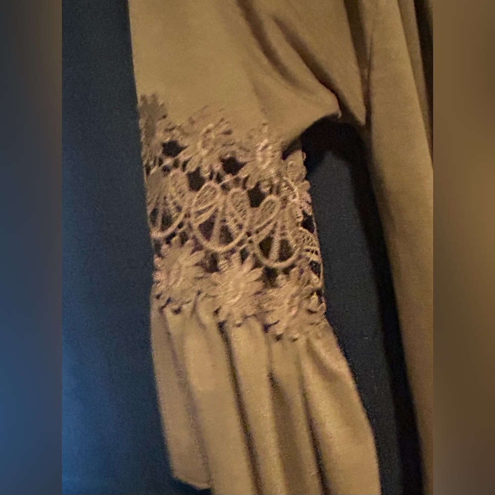 Win Win Womens Size S/M Ruffle Sleeve Bronze Tunic Top Boho like new - Picture 10 of 10